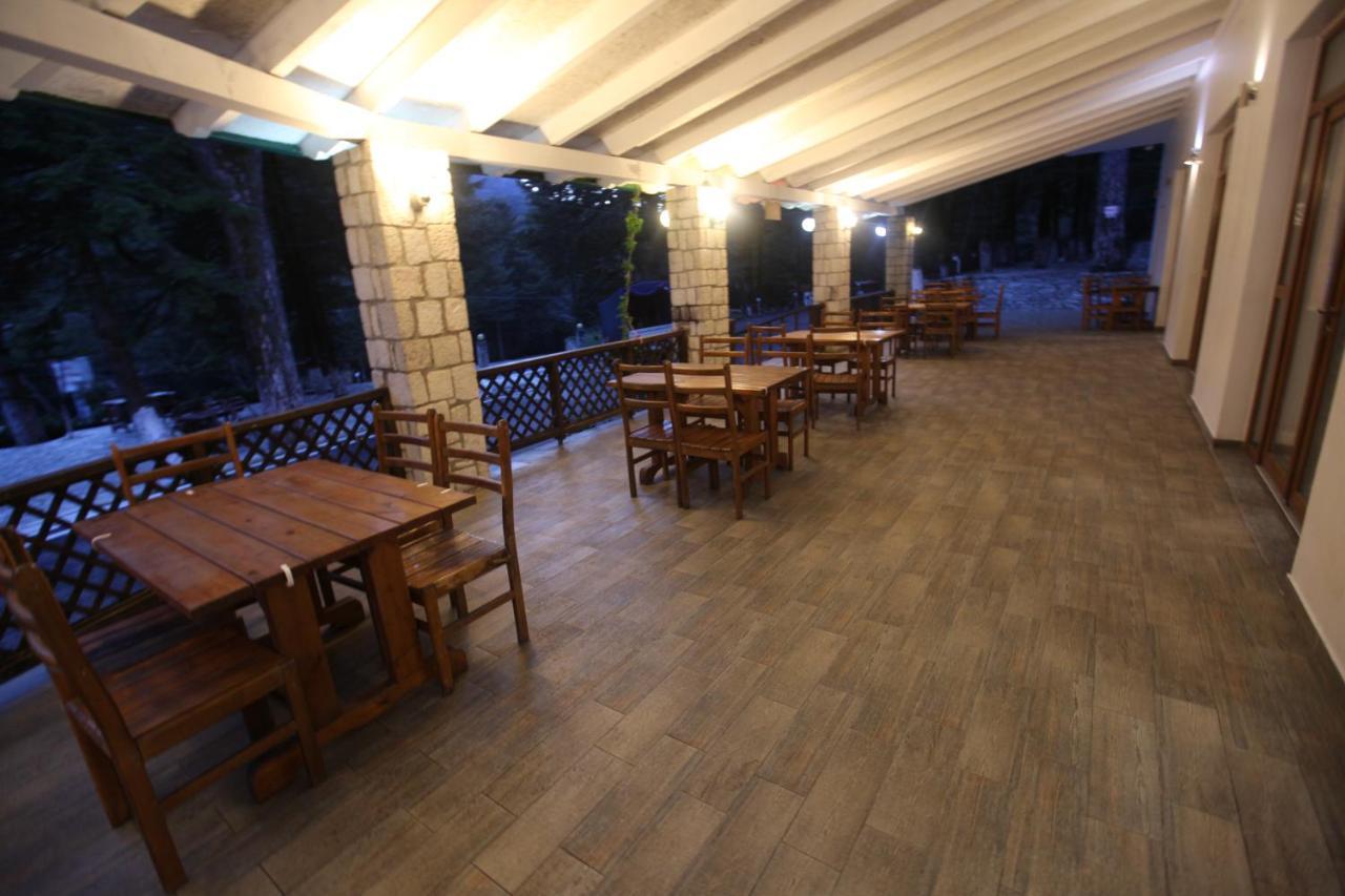 Bujtina Uji I Panjes, Log Cabins Dukat Εξωτερικό φωτογραφία